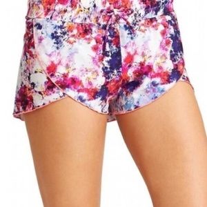 Athleta Kamala Short size S